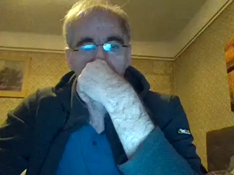 Snapshot of farock chatting on December 20, 2024, 10:22 pm farock online show from December 20, 2024, 10:22 pm