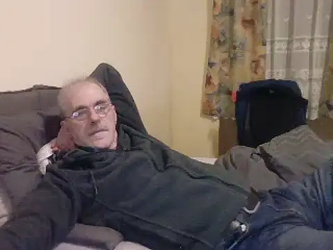 Snapshot of farock chatting on January 9, 2025, 8:01 pm farock online show from January 9, 2025, 8:01 pm