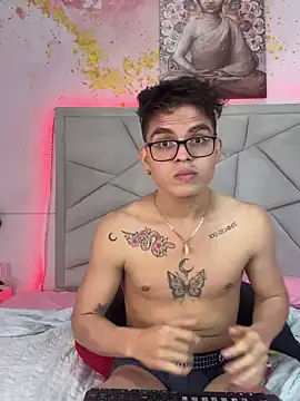 Snapshot of JACK_BLOSSOM_ chatting on December 28, 2024, 6:29 pm JACK BLOSSOM online show from December 28, 2024, 6:29 pm