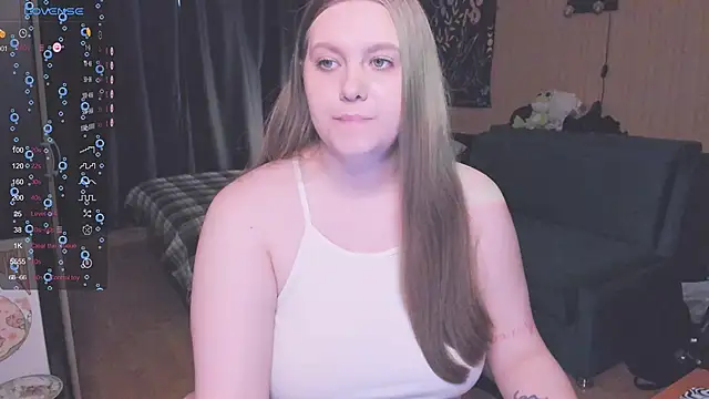 Alice Dreamgirl  online show from September 28, 2025, 9:14 am