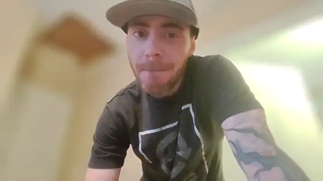 Huntzg23 online show from March 4, 2026, 5:52 pm