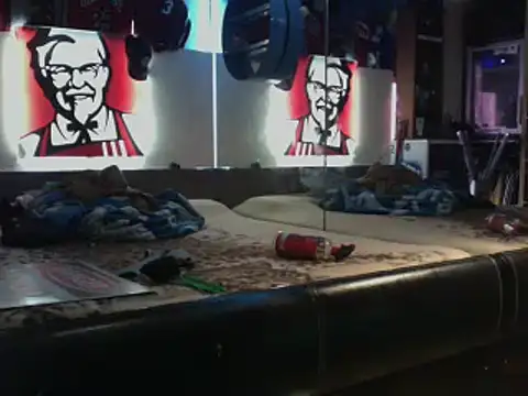 Snapshot of kinkycdslutsv chatting on December 23, 2024, 7:17 am kinkycdslutsv online show from December 23, 2024, 7:17 am