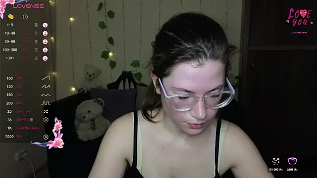 Alicia redfollow online show from March 20, 2025, 12:22 pm