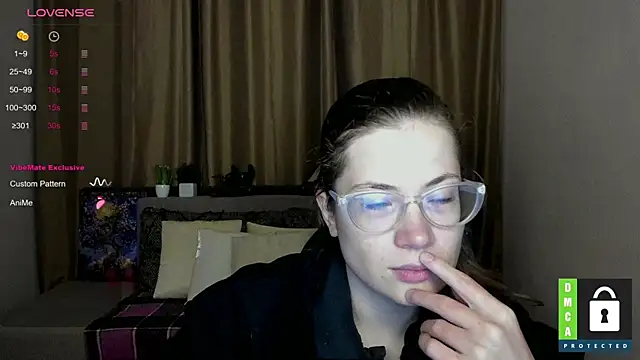 Alicia redfollow online show from October 1, 2025, 11:27 am