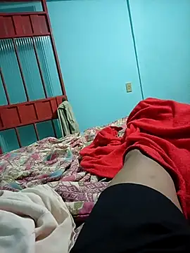 Snapshot of neguinho123123 chatting on September 14, 2025, 1:05 am neguinho123123 online show from September 14, 2025, 1:05 am