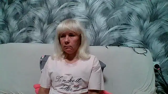 sakura blonde online show from October 4, 2025, 5:05 am