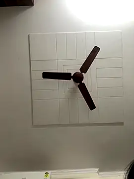 Snapshot of Kirti_Mittal chatting on December 14, 2025, 8:20 am Kirti Mittal online show from December 14, 2025, 8:20 am