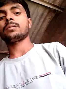 Suraj223kumar online show from October 7, 2025, 3:36 am