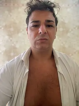 SecretlyDD online show from October 16, 2025, 7:20 am