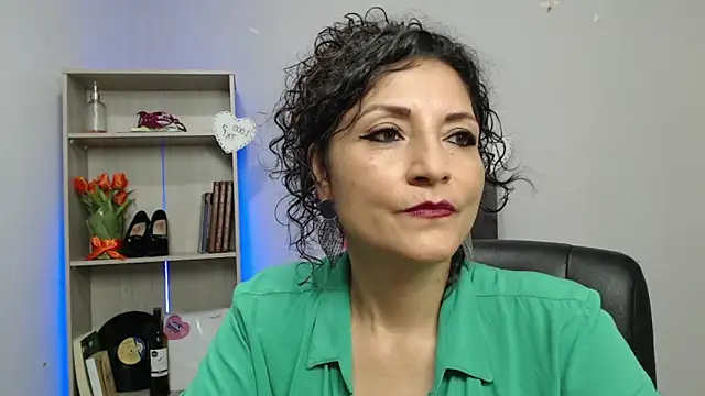 arianna ros3 online show from March 12, 2025, 4:56 pm