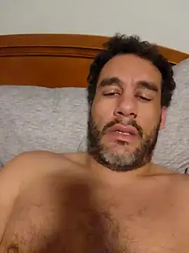 Snapshot of PNPdad6969 chatting on January 1, 2025, 12:44 pm PNPdad6969 online show from January 1, 2025, 12:44 pm