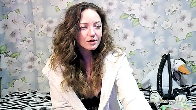 KattyLuuu online show from March 20, 2025, 6:41 am