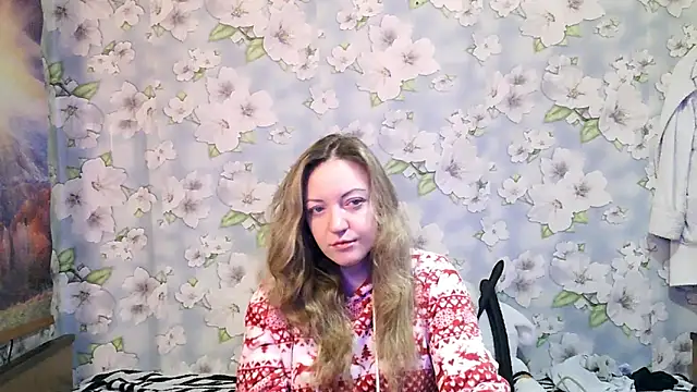 KattyLuuu online show from November 9, 2025, 5:33 pm