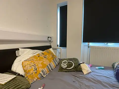 Snapshot of LavenderBuxton chatting on January 31, 2025, 12:51 pm LavenderBuxton online show from January 31, 2025, 12:51 pm