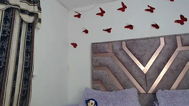 Anny Fox- online show from September 10, 2025, 3:06 am