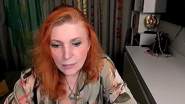 Snapshot of Fire-Fox-One chatting on February 11, 2026, 11:54 pm Fire-Fox-One online show from February 11, 2026, 11:54 pm