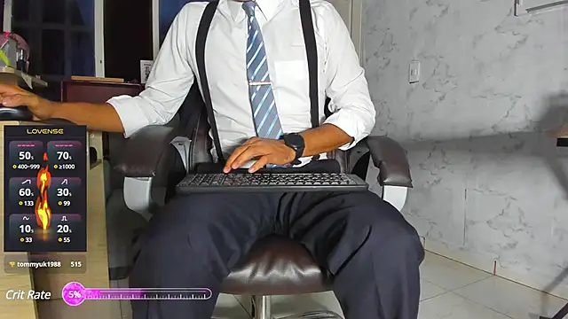 Hideintheoffice online show from March 3, 2025, 3:41 am