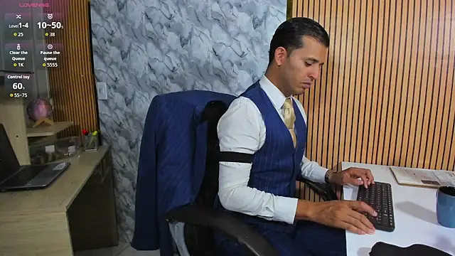 Hideintheoffice online show from April 7, 2026, 3:29 am