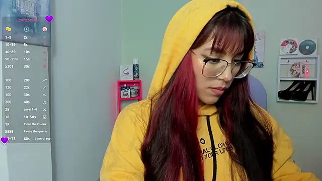 Fresita Rosita online show from March 4, 2025, 3:26 pm