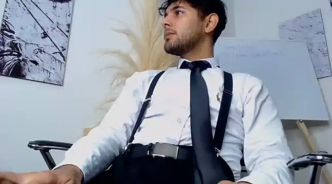 Samir bear online show from January 8, 2025, 4:00 pm