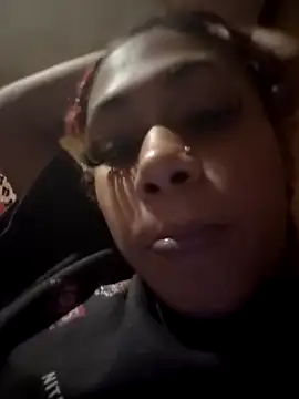 Snapshot of carmelbbyx22 chatting on December 22, 2025, 3:36 am carmelbbyx22 online show from December 22, 2025, 3:36 am