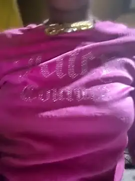 carmelbbyx22 online show from June 7, 2026, 5:27 pm