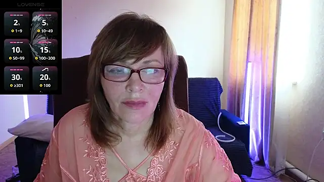 Snapshot of Miss_Moren chatting on April 4, 2026, 5:27 am Miss Moren online show from April 4, 2026, 5:27 am