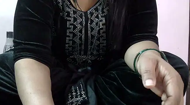 Housewife12 online show from February 15, 2025, 8:22 am