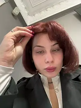 Snapshot of AmmyRich1 chatting on May 15, 2026, 2:13 pm AmmyRich1 online show from May 15, 2026, 2:13 pm