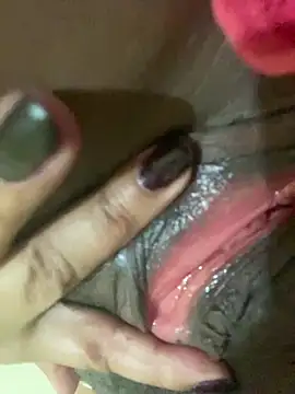 briannaa557 online show from March 3, 2025, 9:44 am