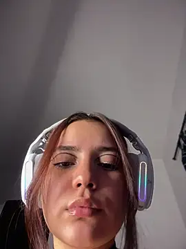 Snapshot of Ema_kraus chatting on July 10, 2026, 1:10 am Ema kraus online show from July 10, 2026, 1:10 am