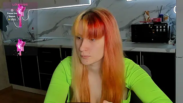 Sweet white chocolate online show from November 11, 2025, 9:42 am