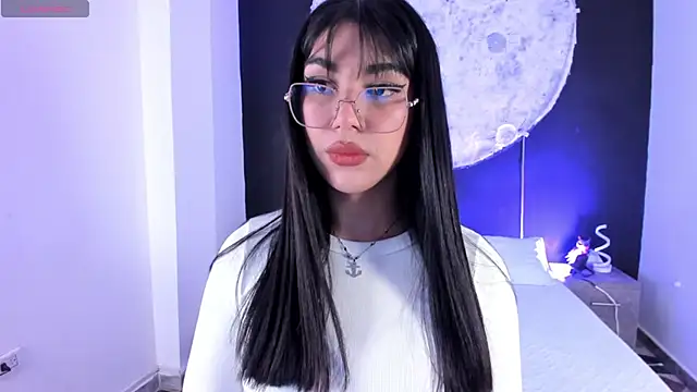 RoseCassie online show from December 3, 2025, 2:15 pm