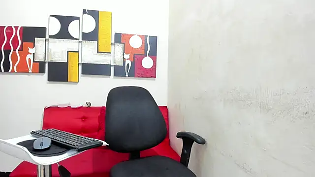 Mariana 16  online show from January 29, 2025, 1:27 am