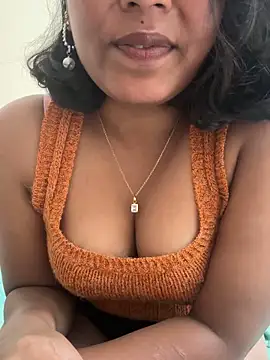 Snapshot of priyadevi17 chatting on September 26, 2025, 9:02 am priyadevi17 online show from September 26, 2025, 9:02 am