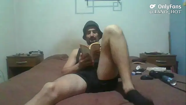 italianbighorse22 online show from November 11, 2025, 5:07 am