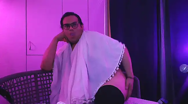 Snapshot of NikkelSofia chatting on December 18, 2024, 12:54 am NikkelSofia online show from December 18, 2024, 12:54 am