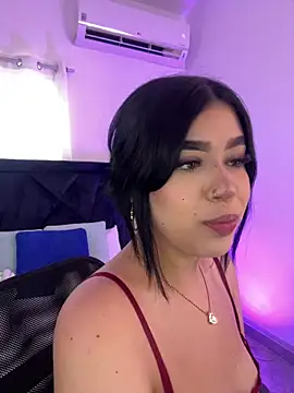 Lily Woodz online show from July 23, 2026, 7:12 pm
