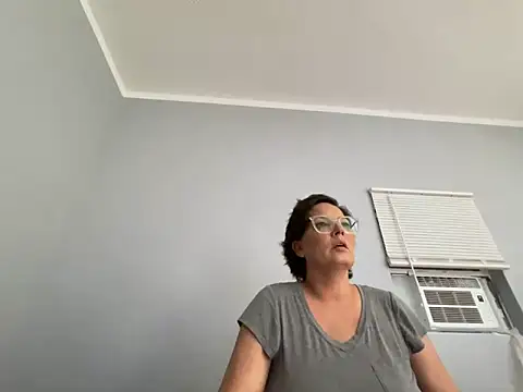 skarfos1babe69 online show from March 26, 2026, 3:45 am