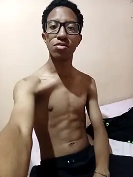 Snapshot of matheusroger chatting on January 7, 2025, 1:38 am matheusroger online show from January 7, 2025, 1:38 am