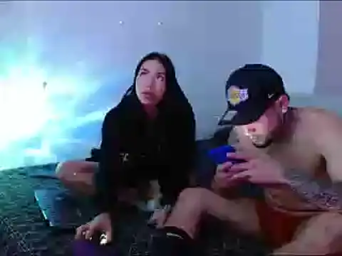 miia-liiam online show from February 13, 2025, 5:48 am