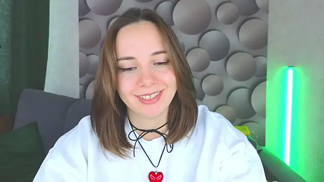 Cute smile sharon online show from February 14, 2025, 5:09 am