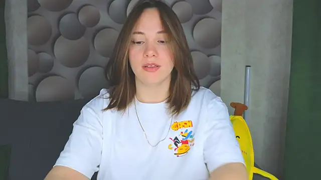 Cute smile sharon online show from February 20, 2025, 1:46 am