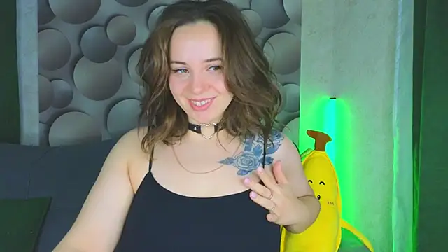 Cute smile sharon online show from March 8, 2025, 2:01 am