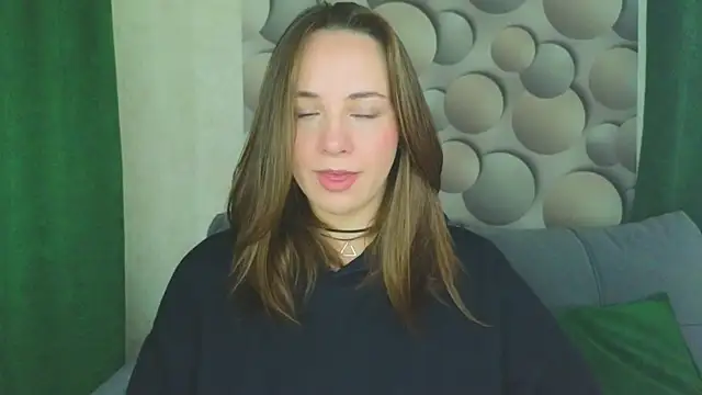 Cute smile sharon online show from September 22, 2025, 3:19 am