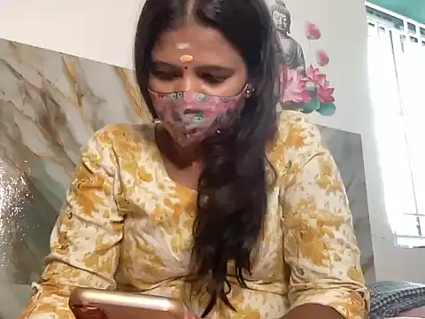 Tamil Sanjana  online show from September 26, 2025, 6:39 am