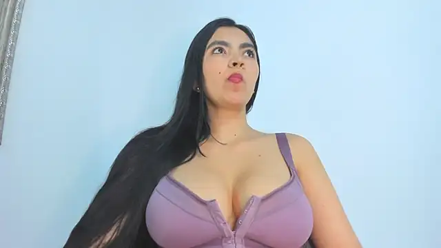 nathyy garcia online show from November 11, 2025, 3:50 am