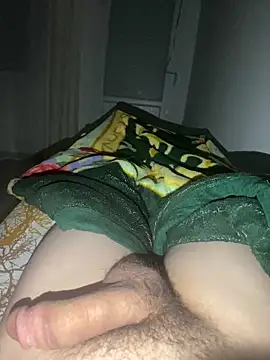 Snapshot of ayandz05 chatting on October 8, 2025, 12:30 am ayandz05 online show from October 8, 2025, 12:30 am