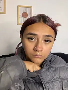 michell boobs  online show from February 24, 2025, 1:10 pm