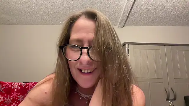Keywest Kate online show from January 3, 2025, 2:43 am